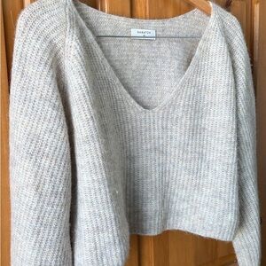 Babaton Soft Beige V-Neck Sweater
